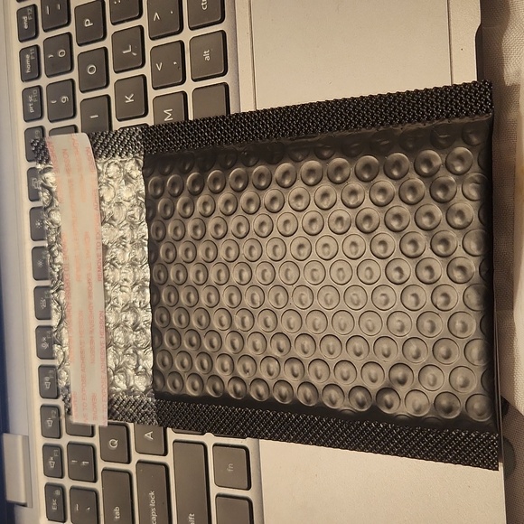 Other - Bubble Mailers 4.5x6 QTY 20